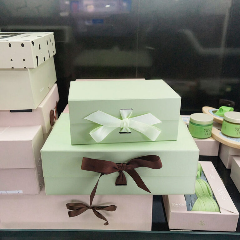 Custom packaging brand solutions with low MOQ from Aopa Packaging — MOQ for custom packaging